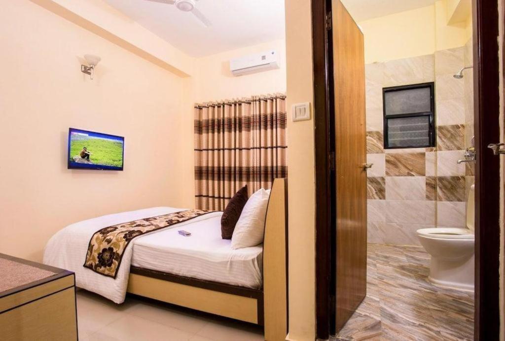 Mahadev Hotel Катманду Экстерьер фото