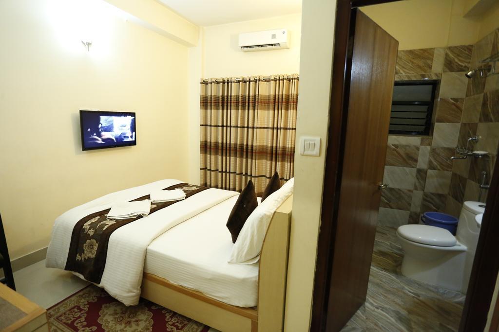 Mahadev Hotel Катманду Экстерьер фото